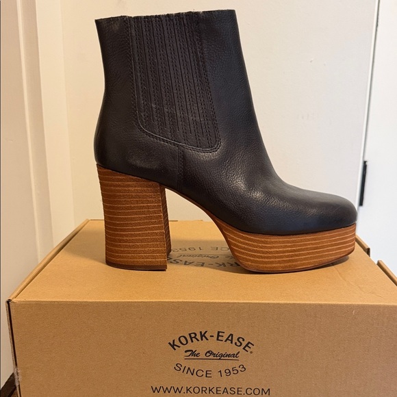 Kork-Ease Shoes - Kork-Ease Dark Leather Heeled Boots
